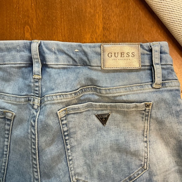 Guess Power Curvy Jeans - Picture 4 of 5